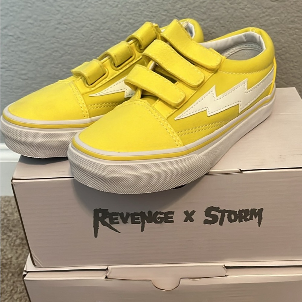 Revenge x Storm for toodler size 10c